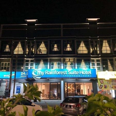 My Rainforest Suite Hotel Self Check In Out Kuah Buitenkant foto